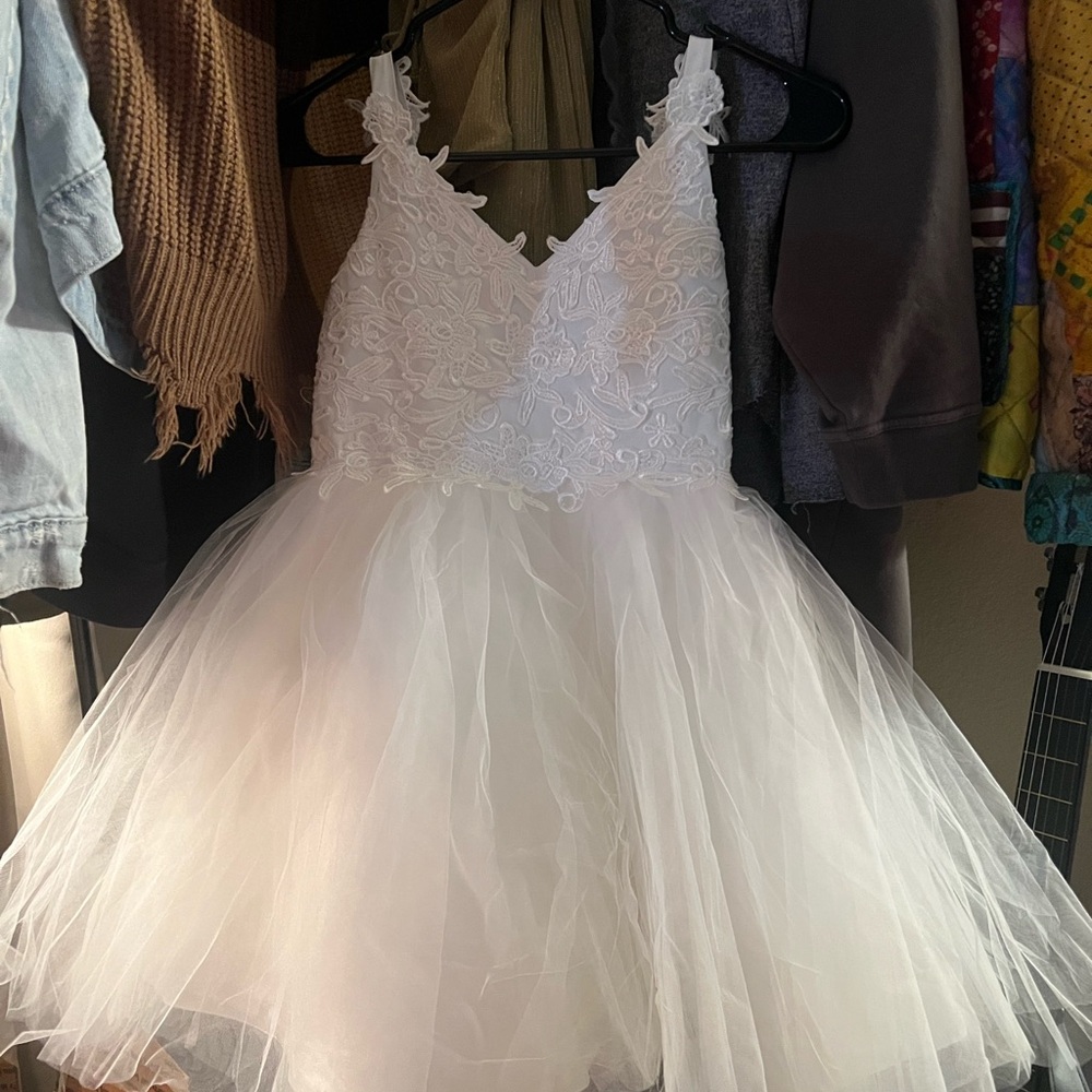 White V-neck Formal dress
